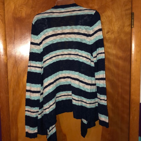 Charlotte Russe Cardigan - Picture 2 of 2